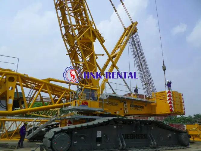  Sewa Unic Crane  pelabuhan rembang